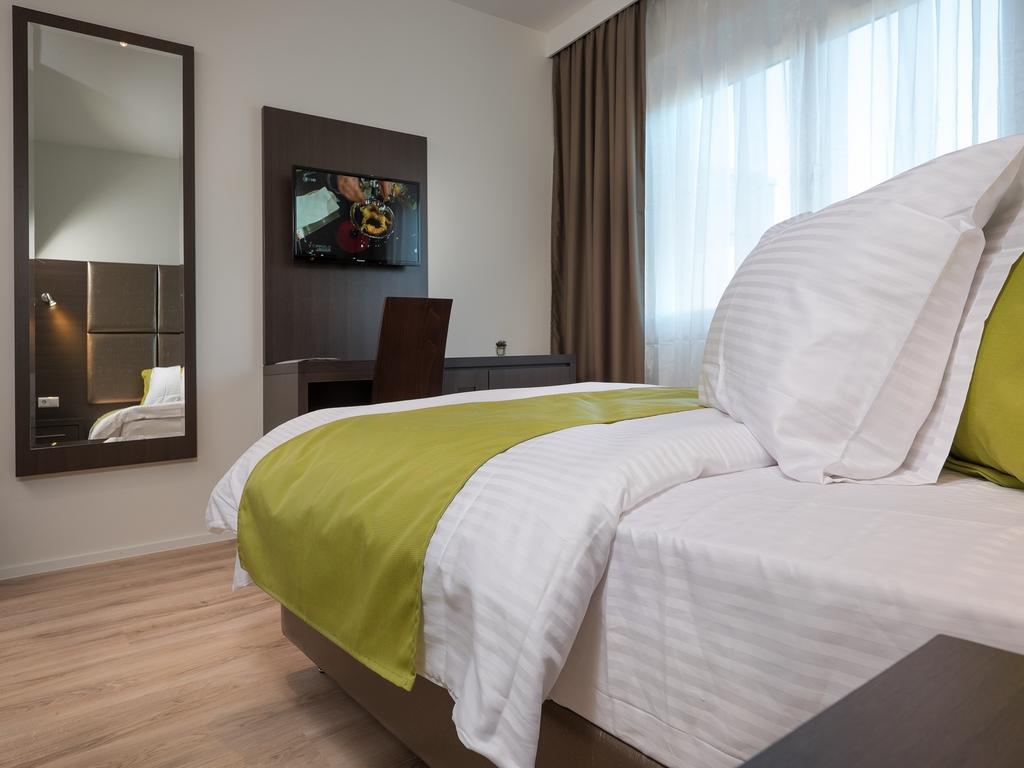 Boutique Hotel Bellevue Rheinfelden / Basel Exteriör bild